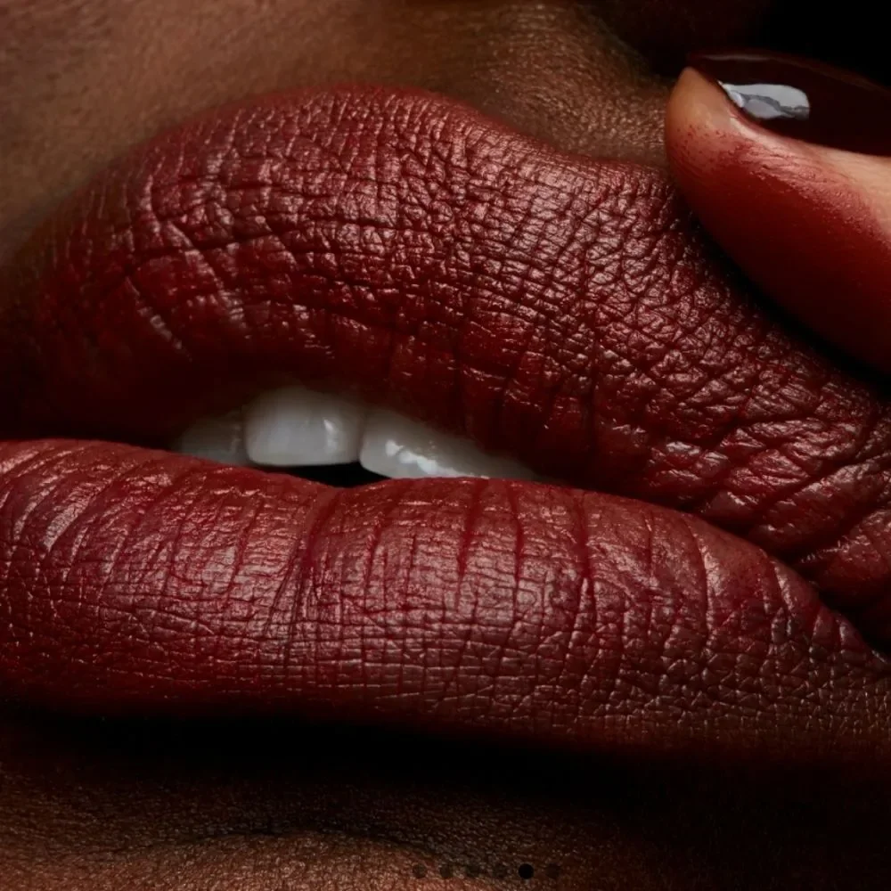 New MAC POWDER KISS LIPSTICK IN 316 Devoted To Chili